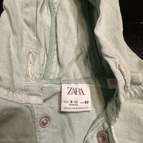 Zara baby pullover, size 9-12 months. Gently used - Picture 2 of 3